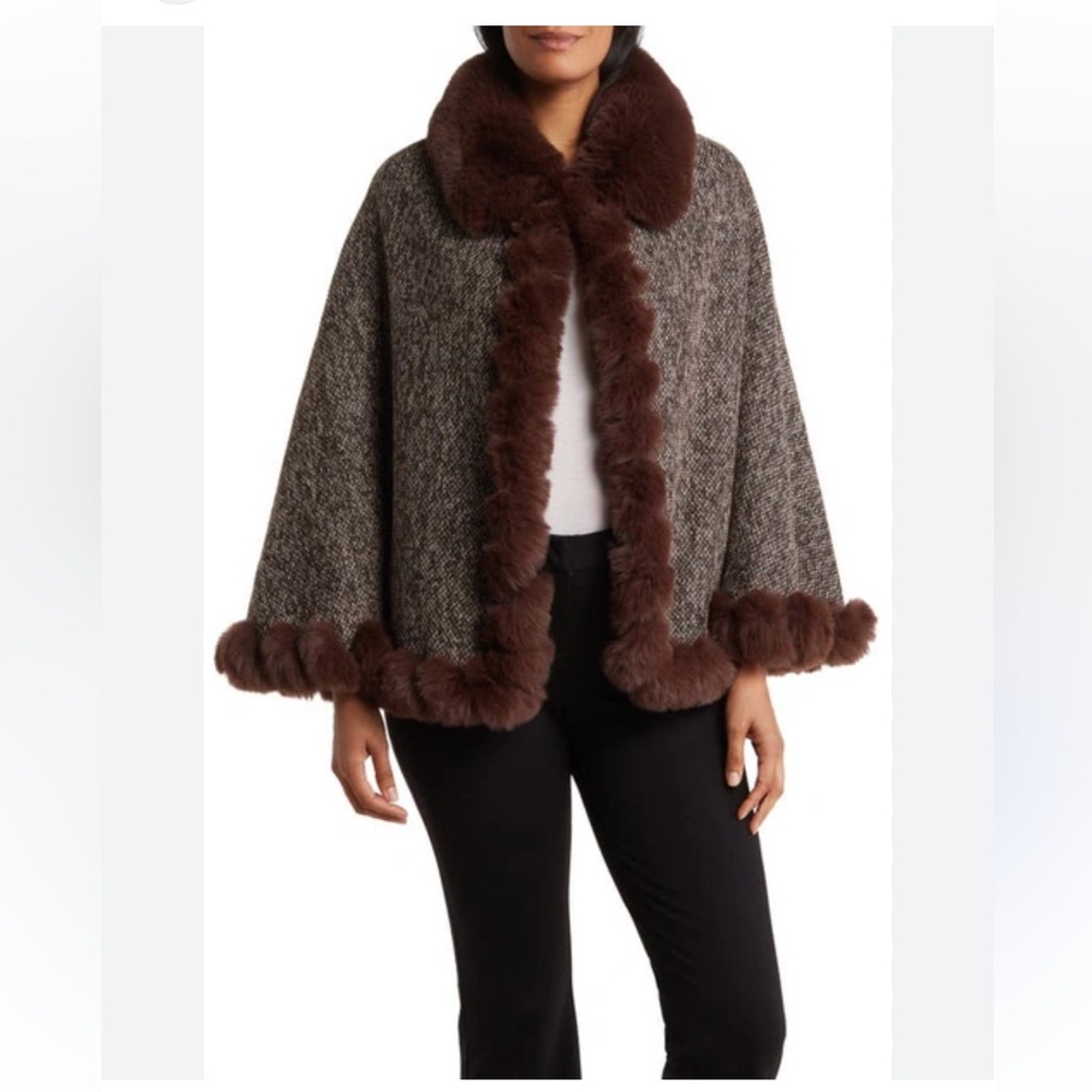 VINCE CAMUTO Brown Faux Fur Trimmed Cape Topper